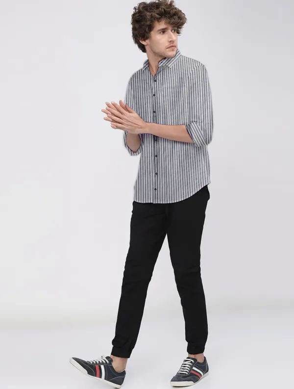 Grey_Cotton_Blend_Casual_Wear_Shirt_For_Men